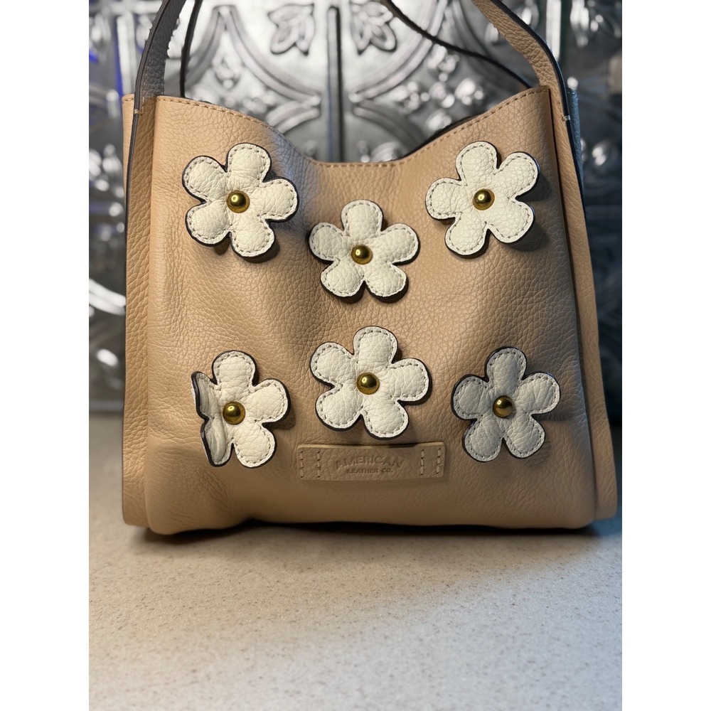 American Leather Co Auburn Petals Crossbody Macadamia White Floral OS Women Bag - Picture 2 of 12